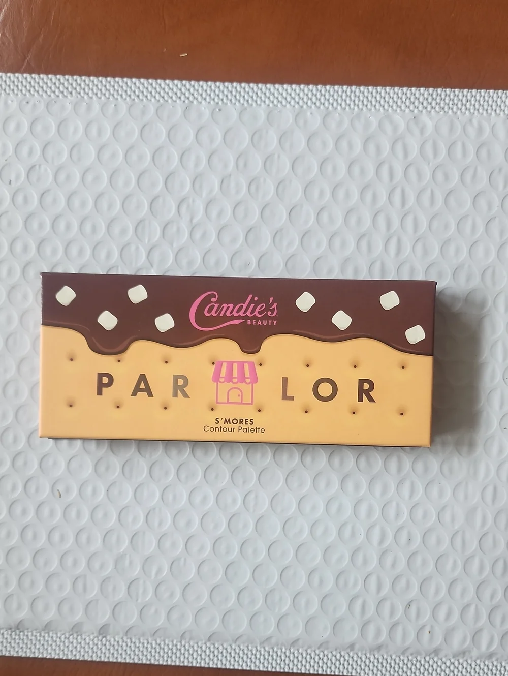 Candie's Parlor S'mores Contour Palette - Brown & Cream